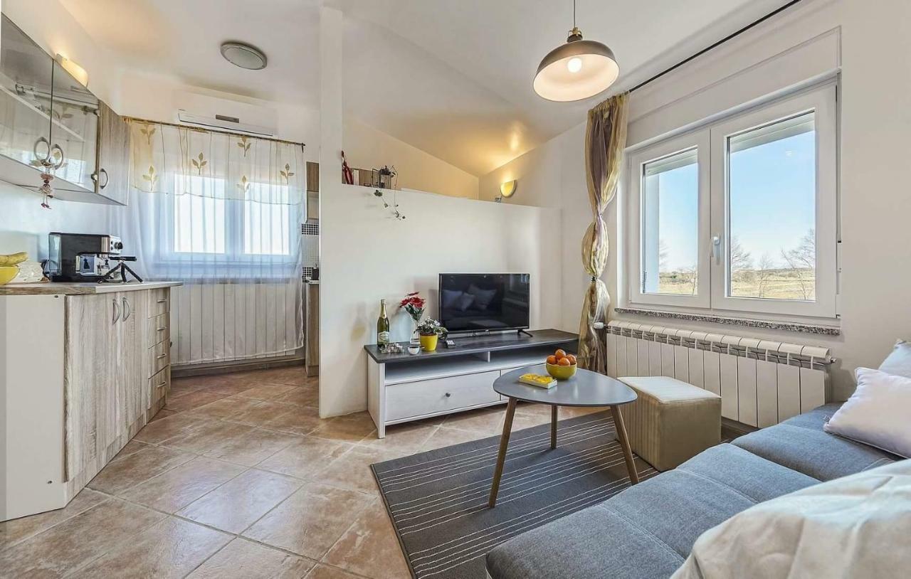 Apartment Lavander 01 Пула Екстер'єр фото