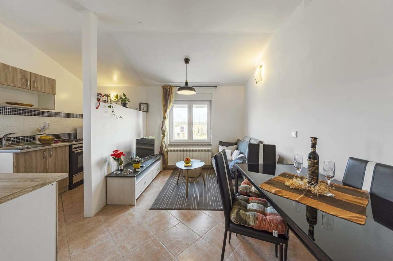 Apartment Lavander 01 Пула Екстер'єр фото